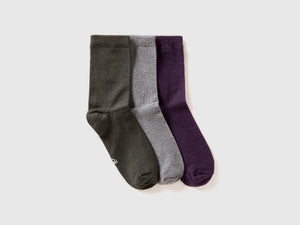 Conjunto de calcetines largos en mezcla de algodón orgánico elástico.