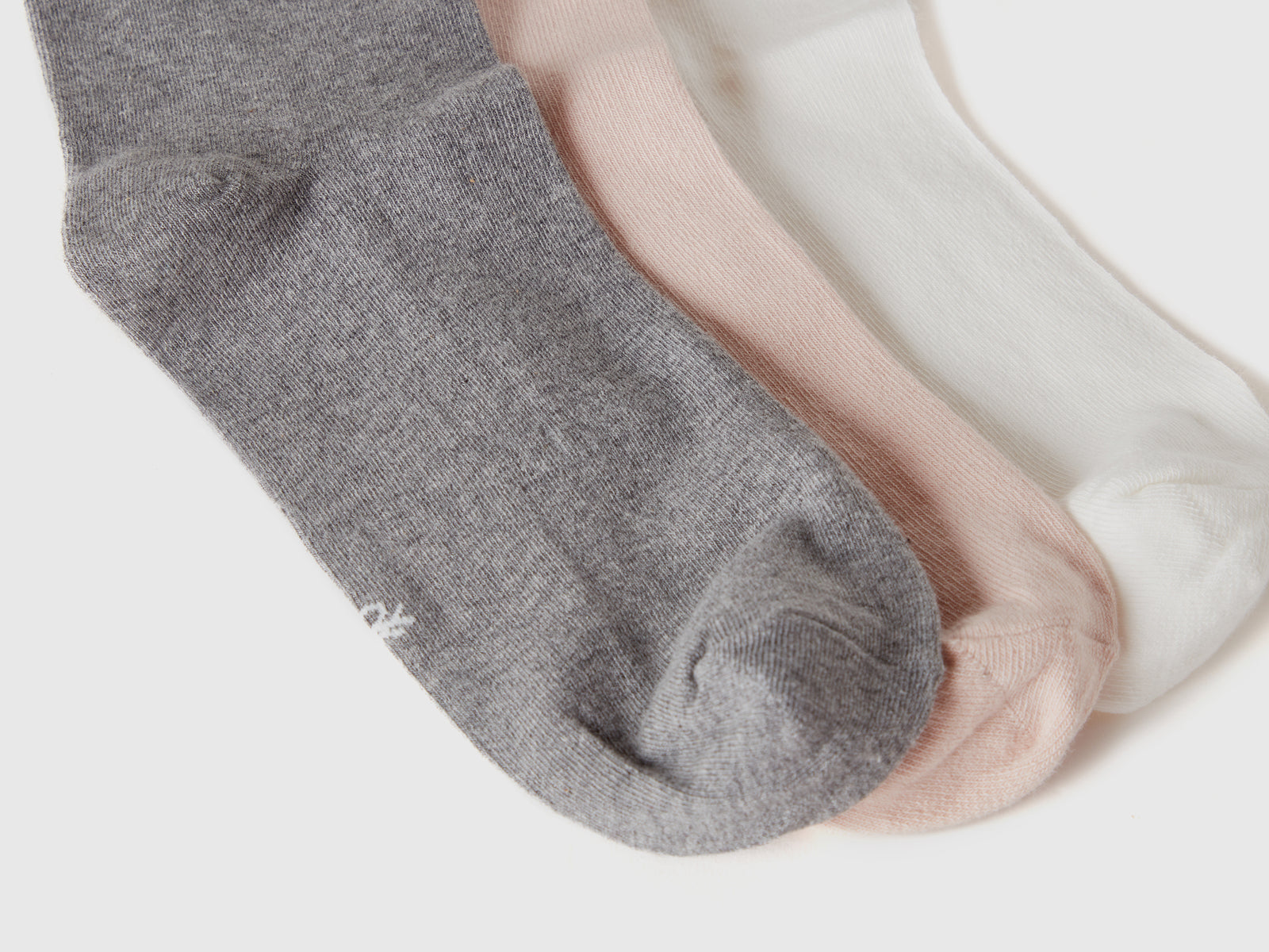Conjunto de calcetines largos en mezcla de algodón orgánico elástico. da uomo multi-color 2 | Benetton Outlet