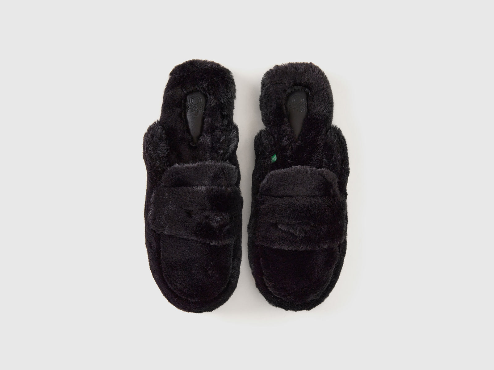 Pantofole in pelliccia sintetica da donna nero 4 | Benetton Outlet
