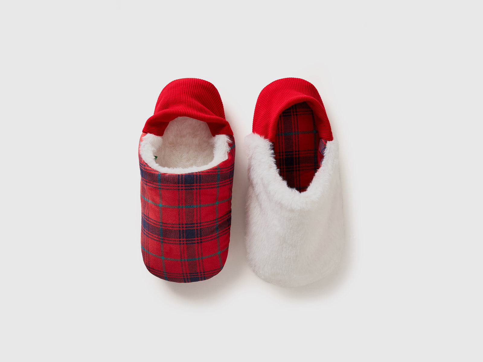 Ciabatte reversibili in pelliccia sintetica da donna rosso 4 | Benetton Outlet