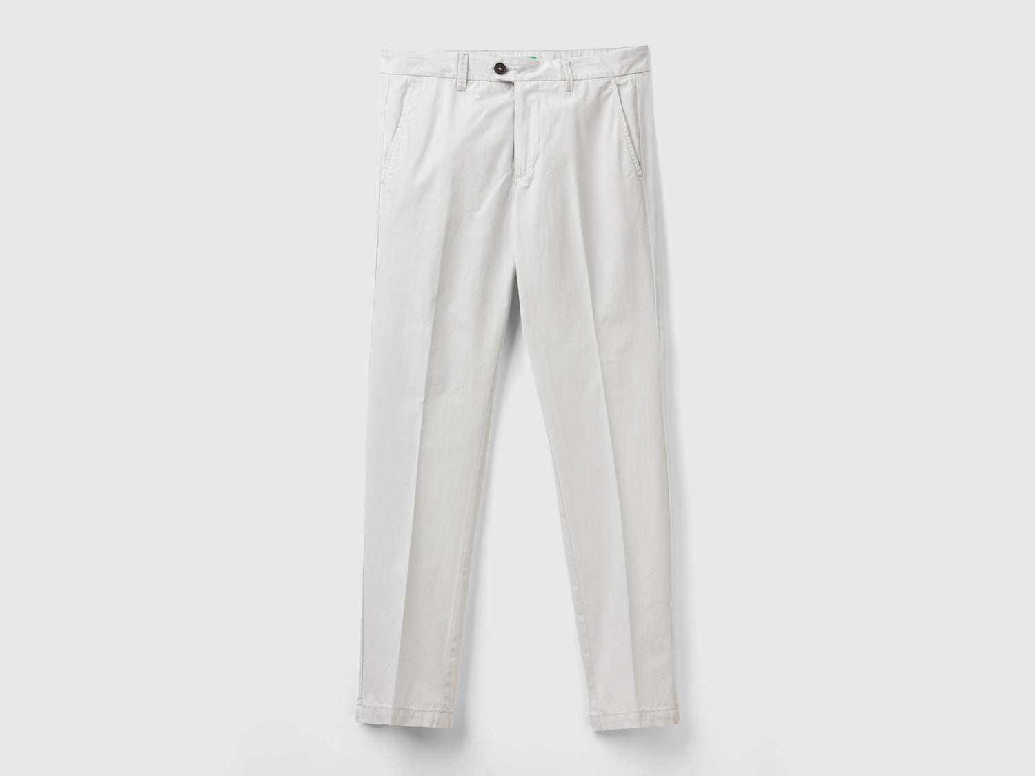 Chino slim fit in cotone leggero da uomo bianco panna | Benetton Outlet