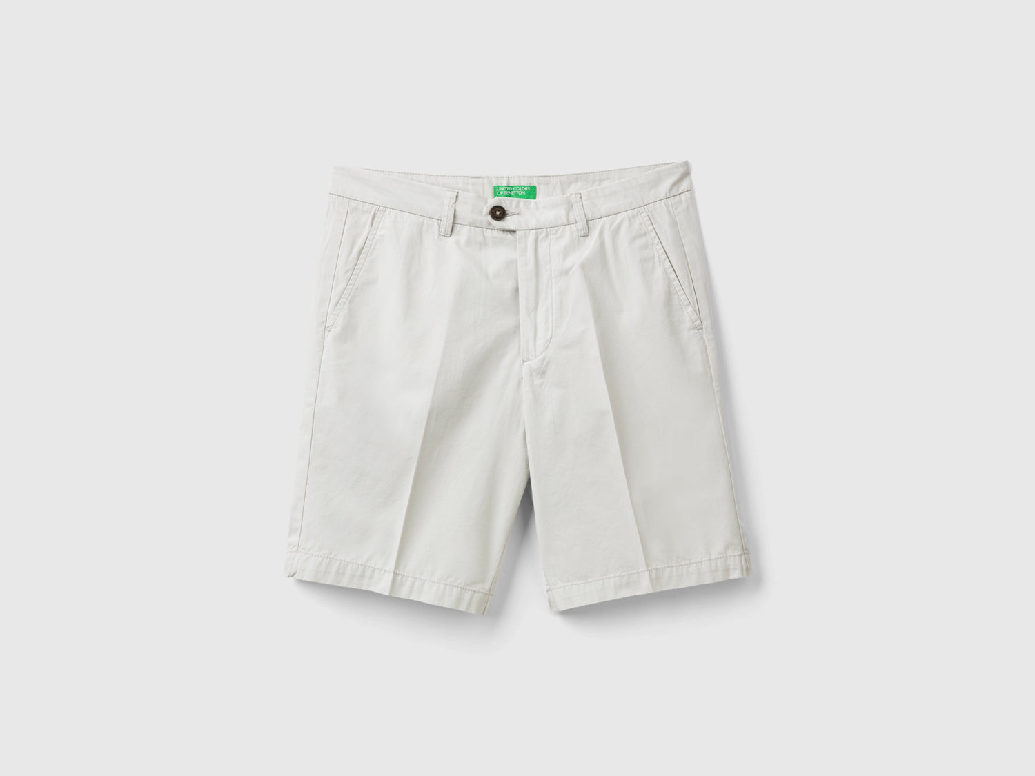 Bermuda chino in tela da uomo bianco panna | Benetton Outlet