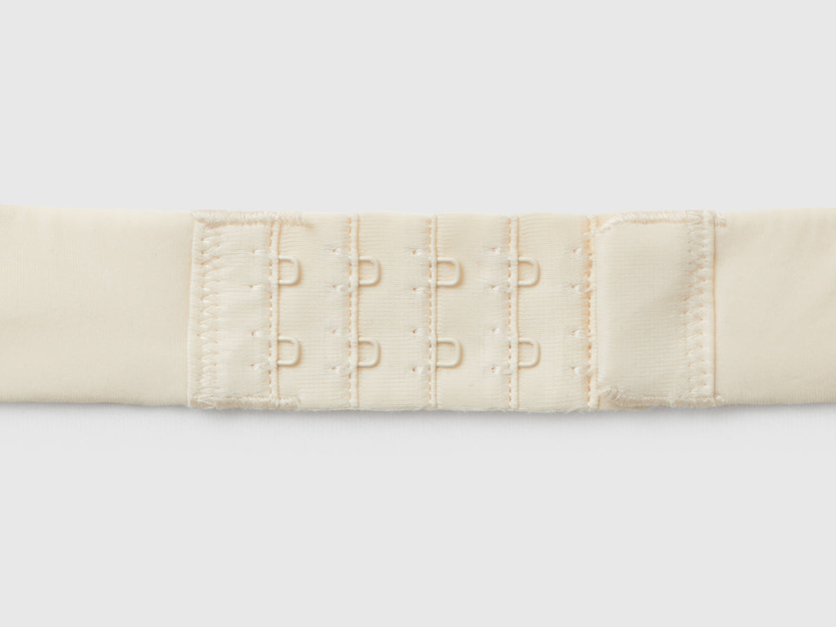 Reggiseno con ferretto e pizzo