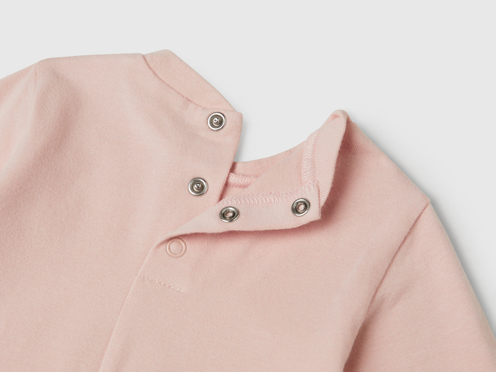Tuta lunga con stampa animaletto da neonato rosa tenue 3 | Benetton Outlet