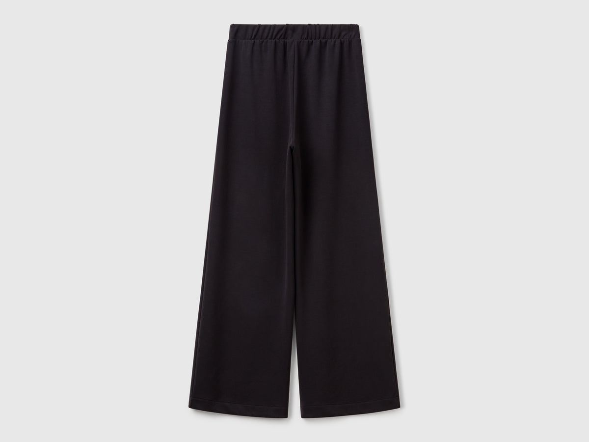 Wide trousers in MODAL