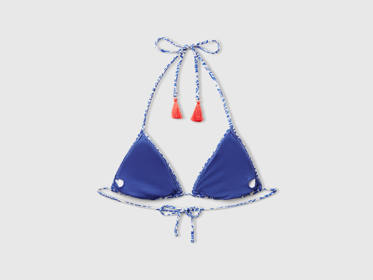 Padded beach triangle with pattern