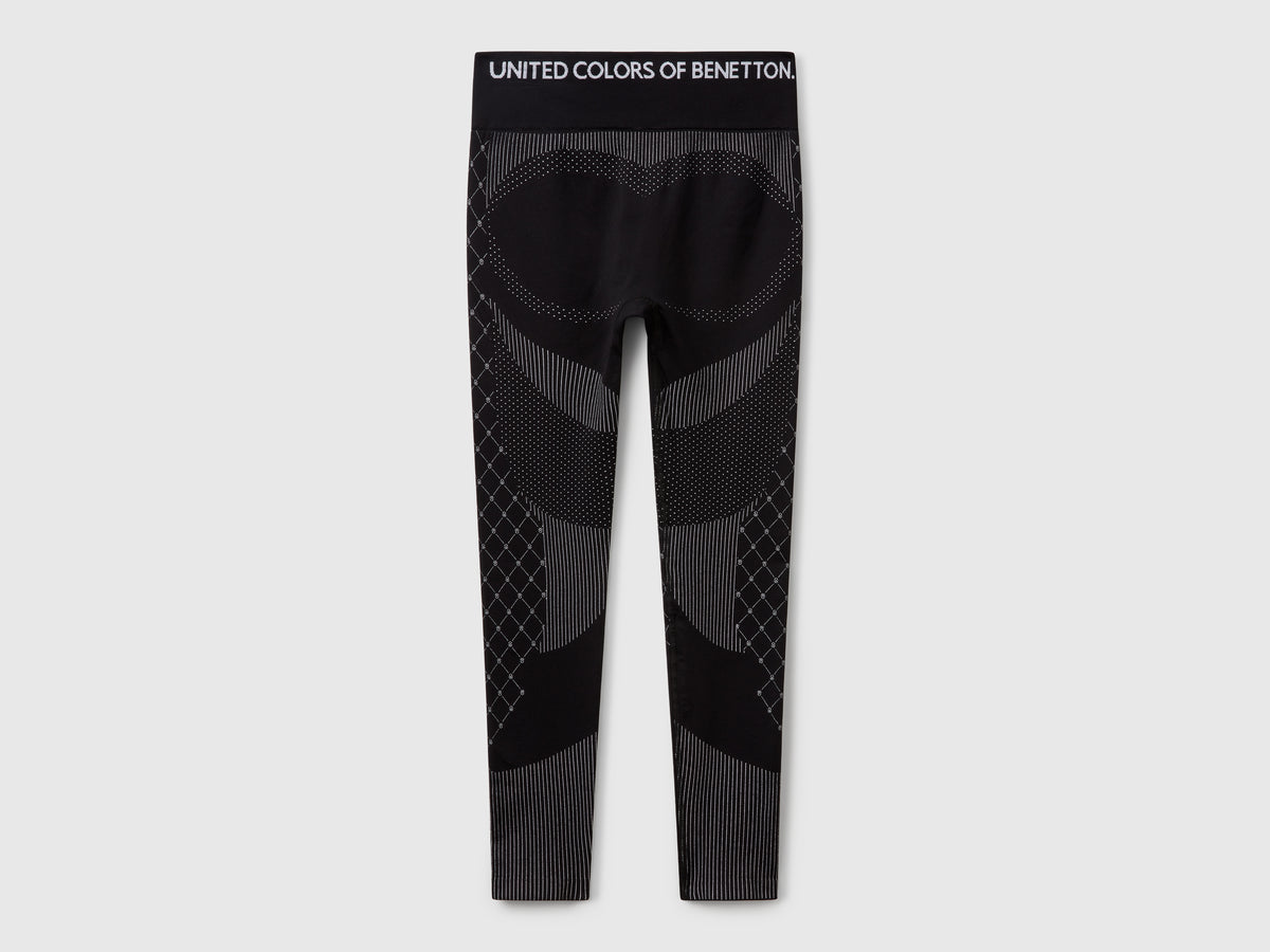 Seamless sports leggings