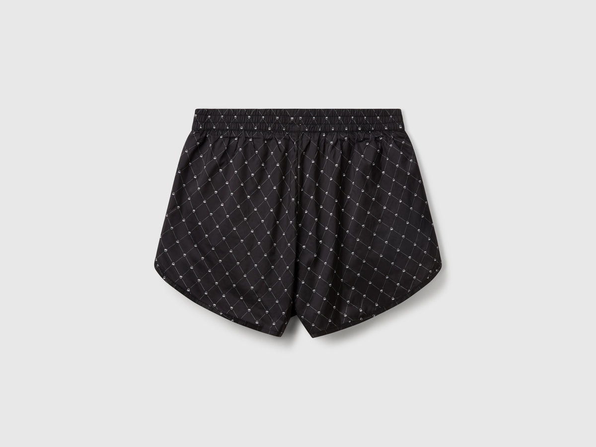 Shorts sportivi con tessuto
