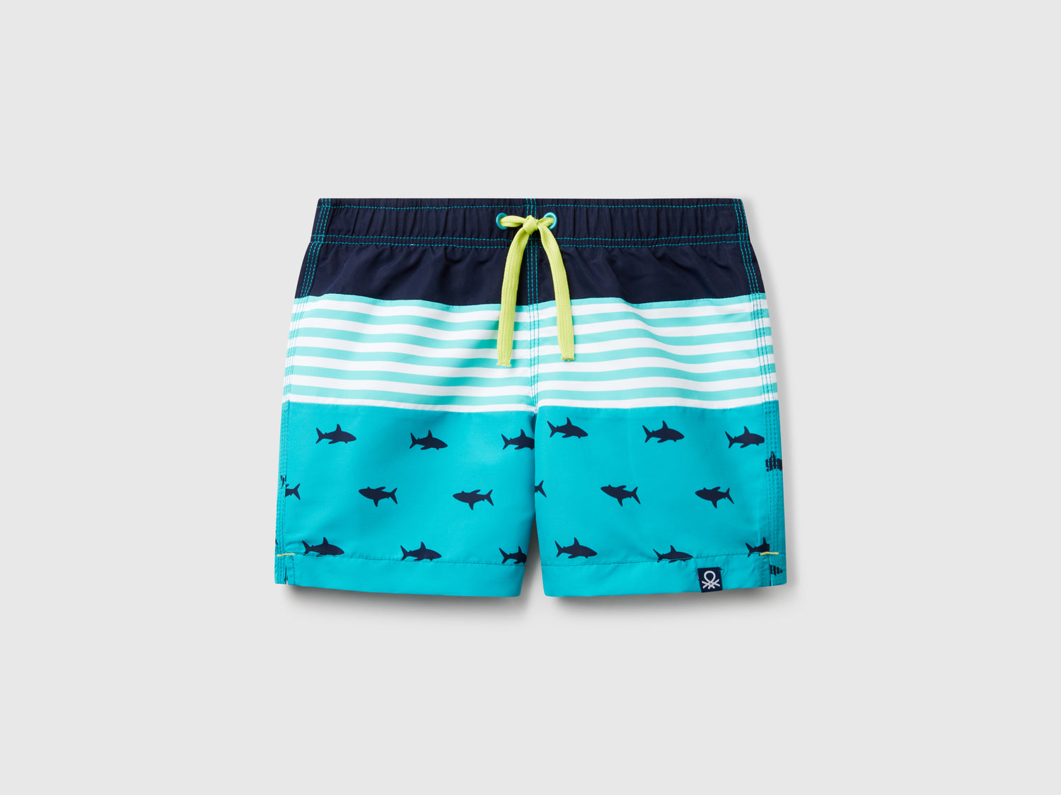 Boxer mare con righe e squali da bambino turchese | Benetton Outlet