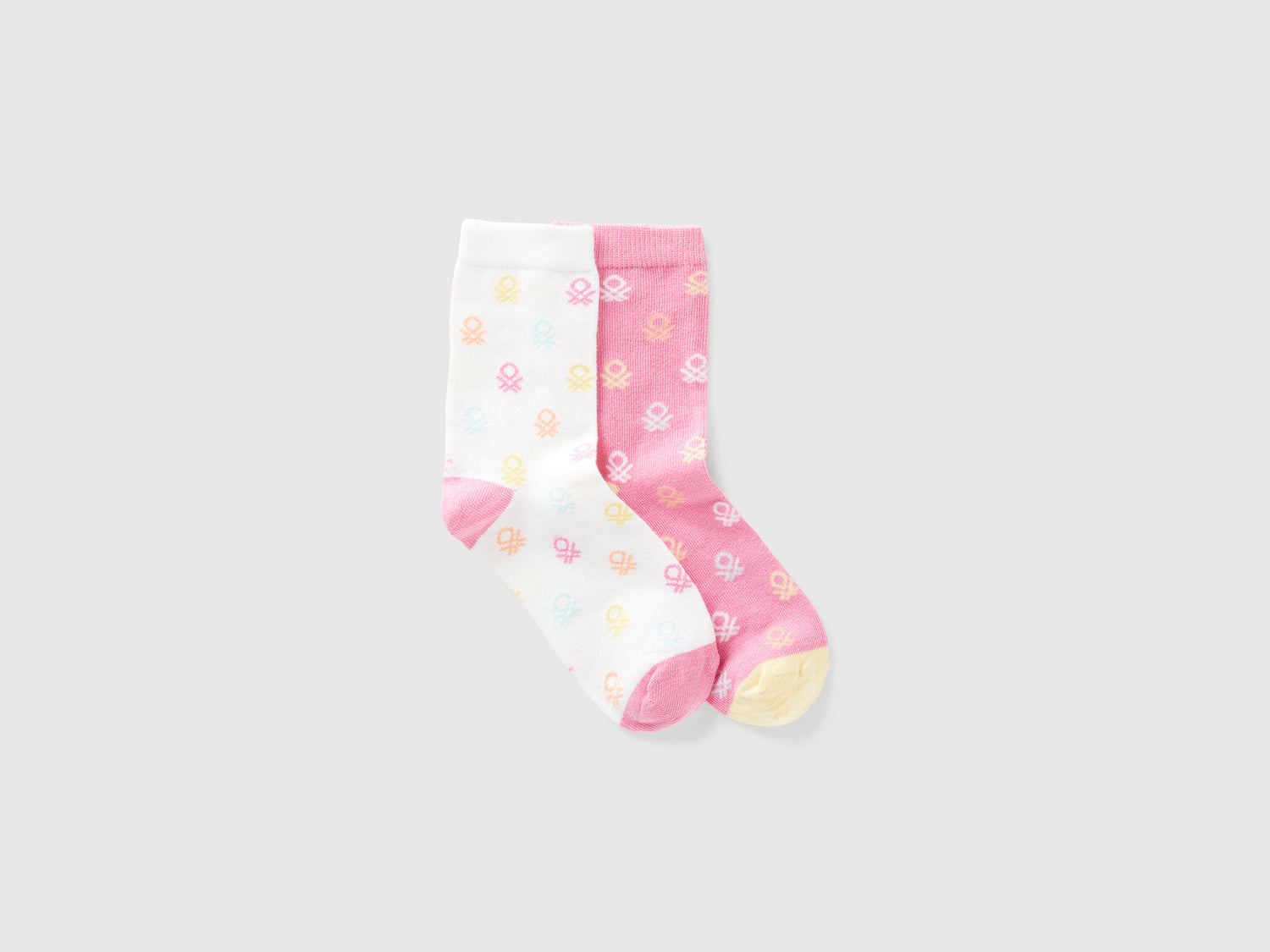 Due paia di calzini con loghi rosa e da bambino multi-color | Benetton Outlet