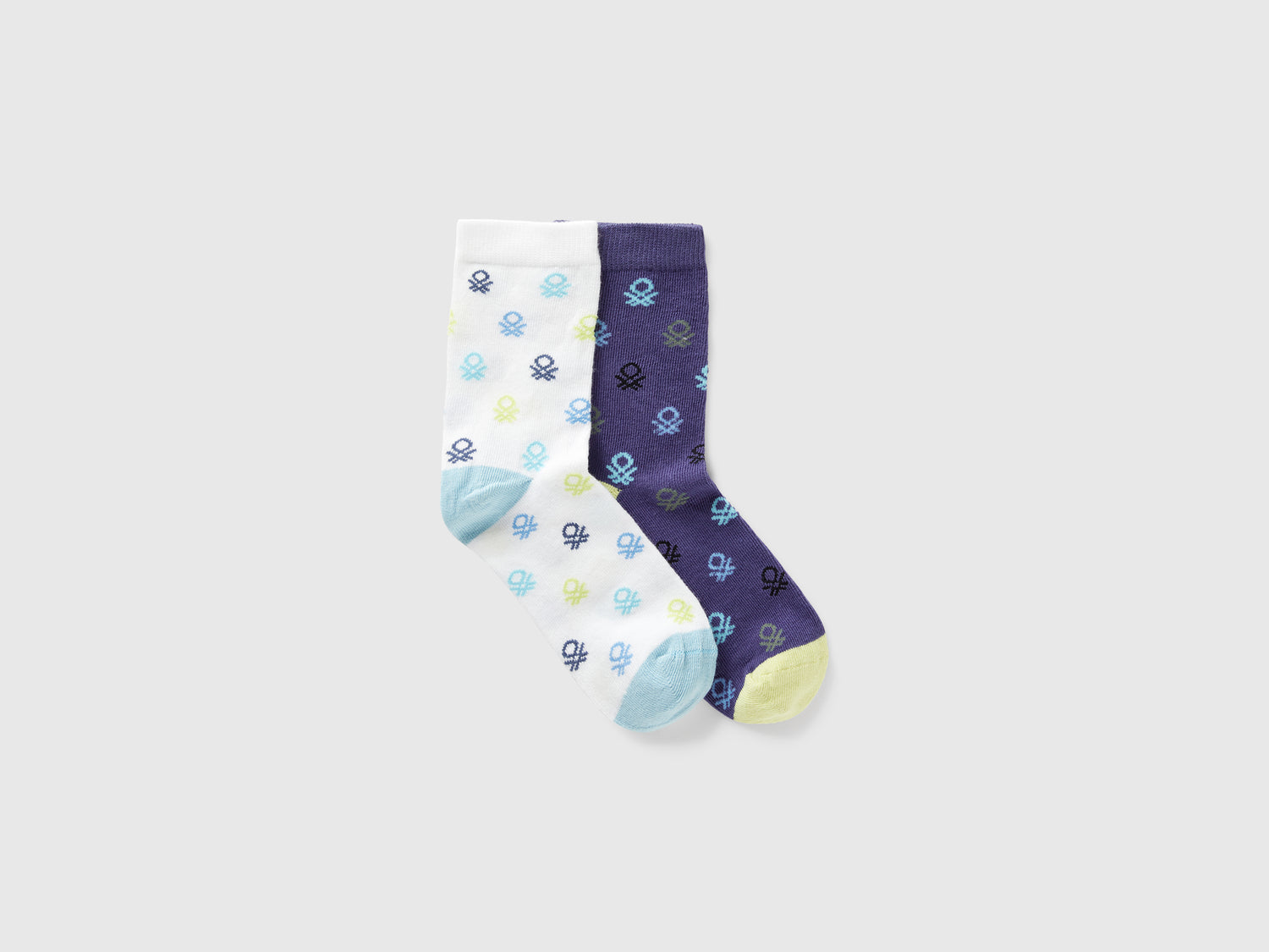 Due paia di calzini con loghi blu e da bambino multi-color | Benetton Outlet