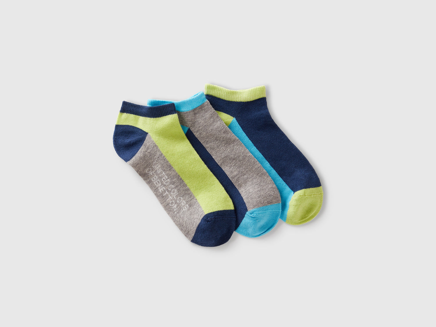 Tre paia di calzini color block da bambino multi-color | Benetton Outlet