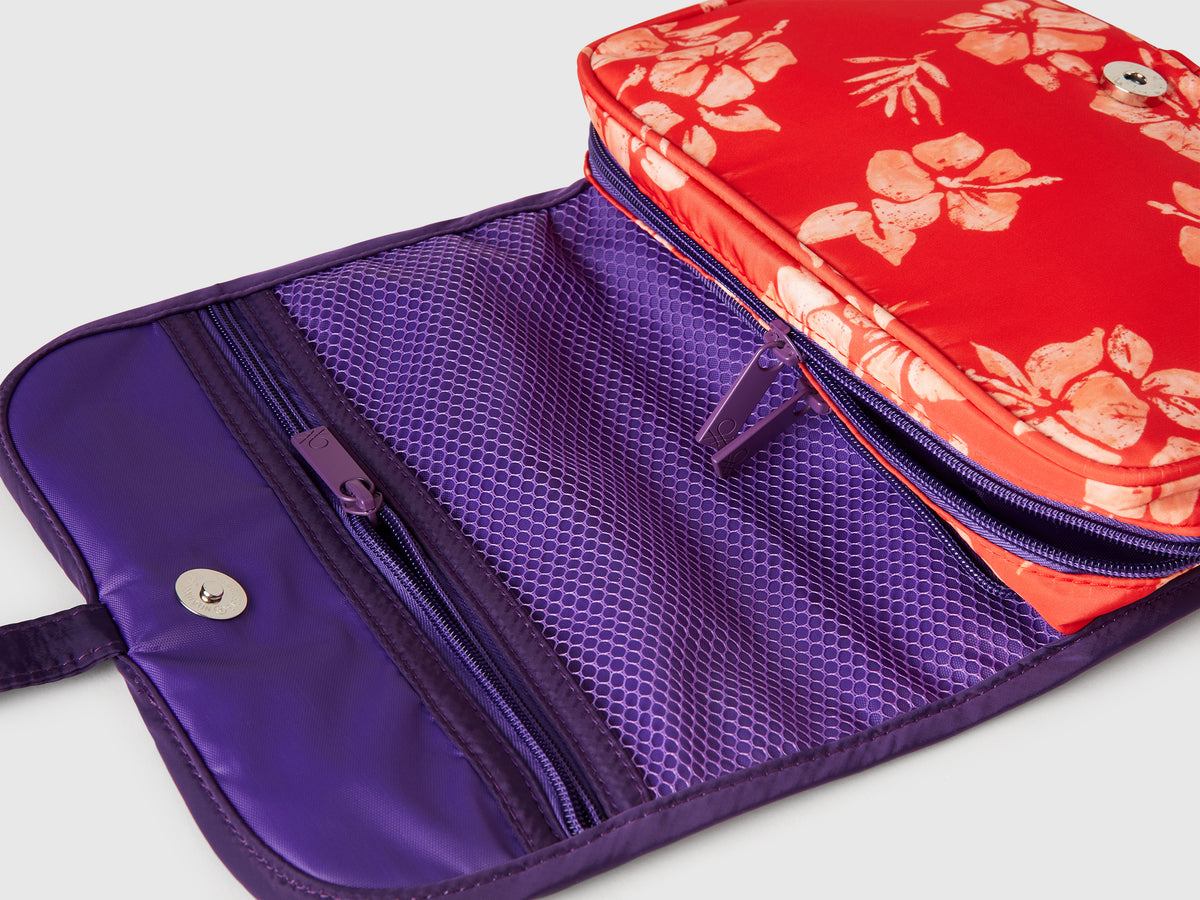 Floral beauty case