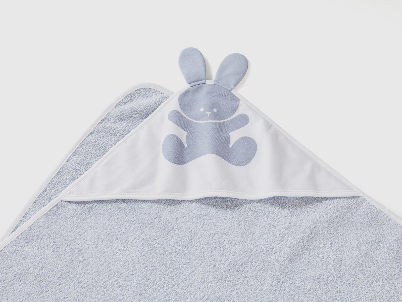 Accappatoio quadrato in spugna di cotone da neonato celeste 3 | Benetton Outlet