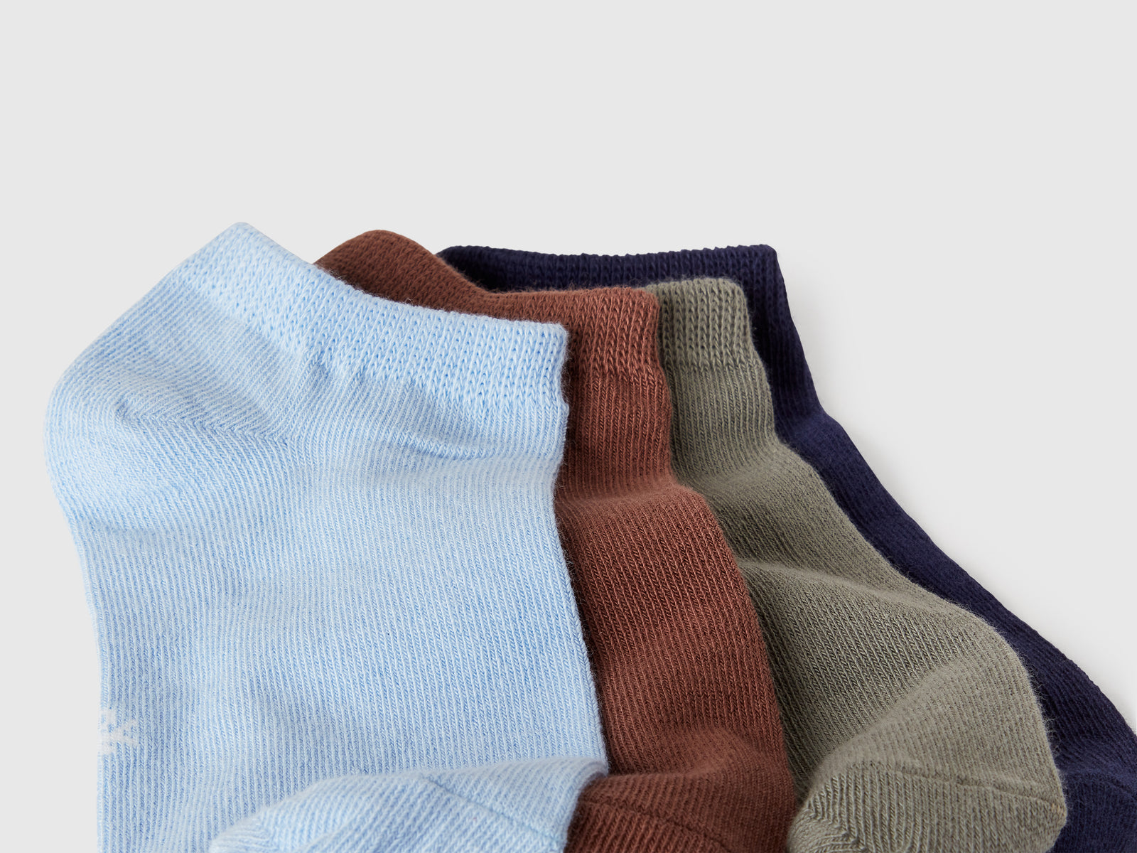 Quattro paia di calzini corti da bambino multi-color 2 | Benetton Outlet