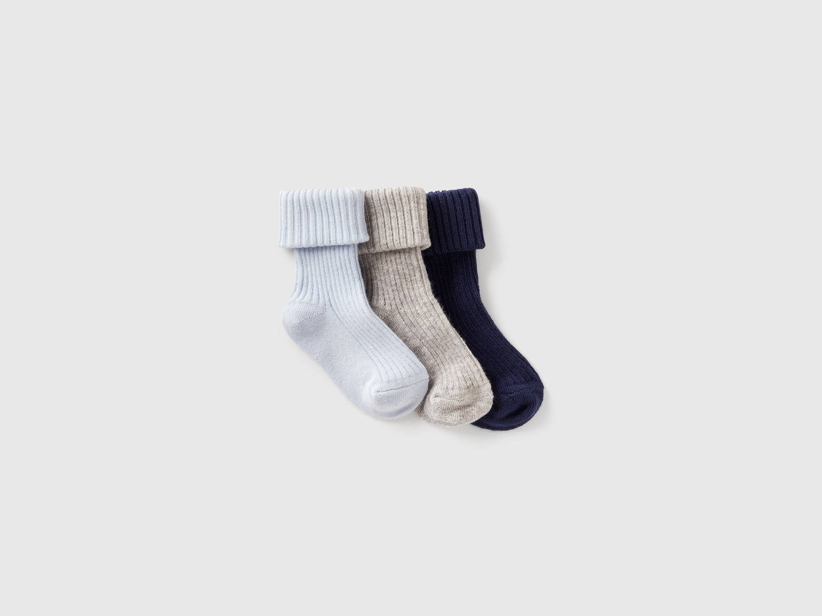 Tre paia di calzini a costine da neonato multi-color | Benetton Outlet