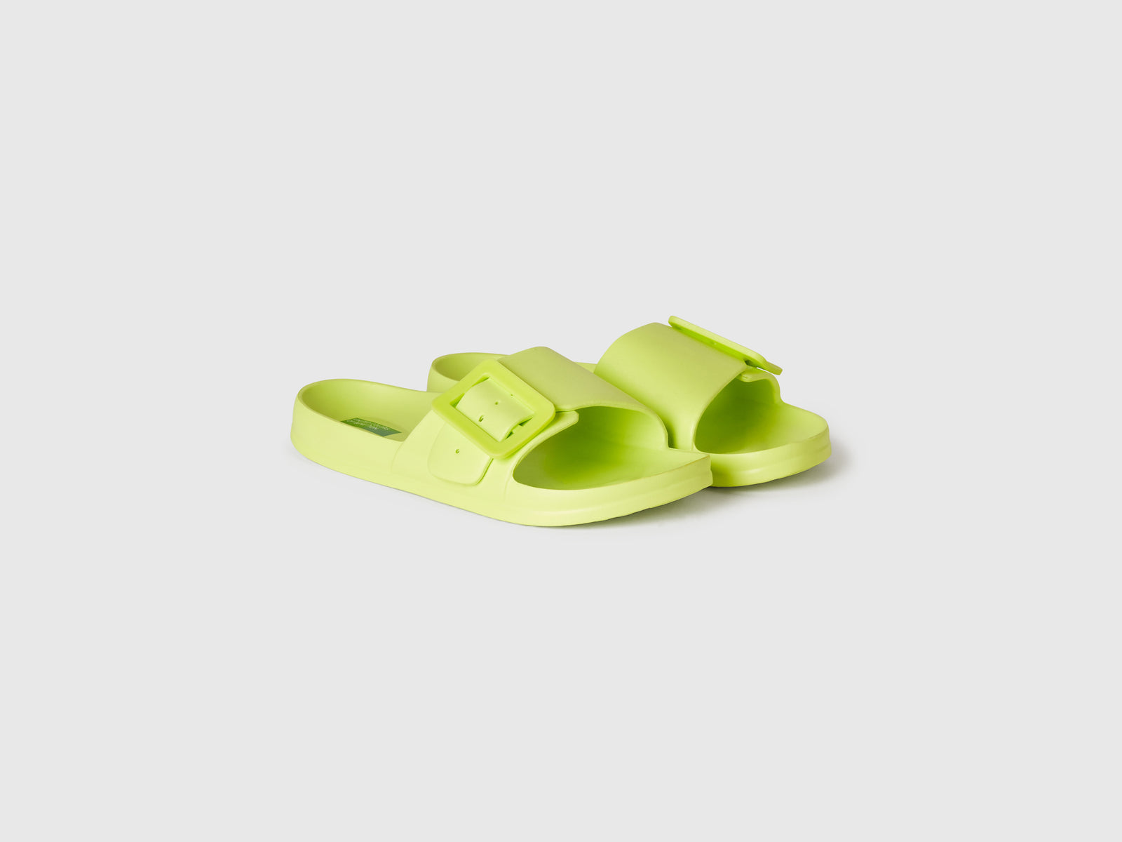 Ciabatte in gomma leggera da donna giallo fluo 3 | Benetton Outlet
