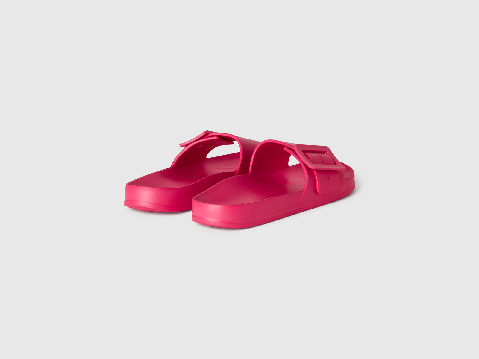 Ciabatte in gomma leggera da donna fucsia 2 | Benetton Outlet