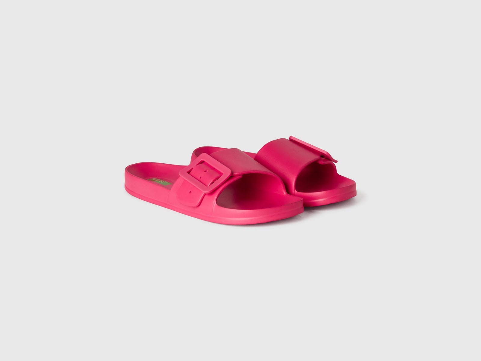 Ciabatte in gomma leggera da donna fucsia 3 | Benetton Outlet