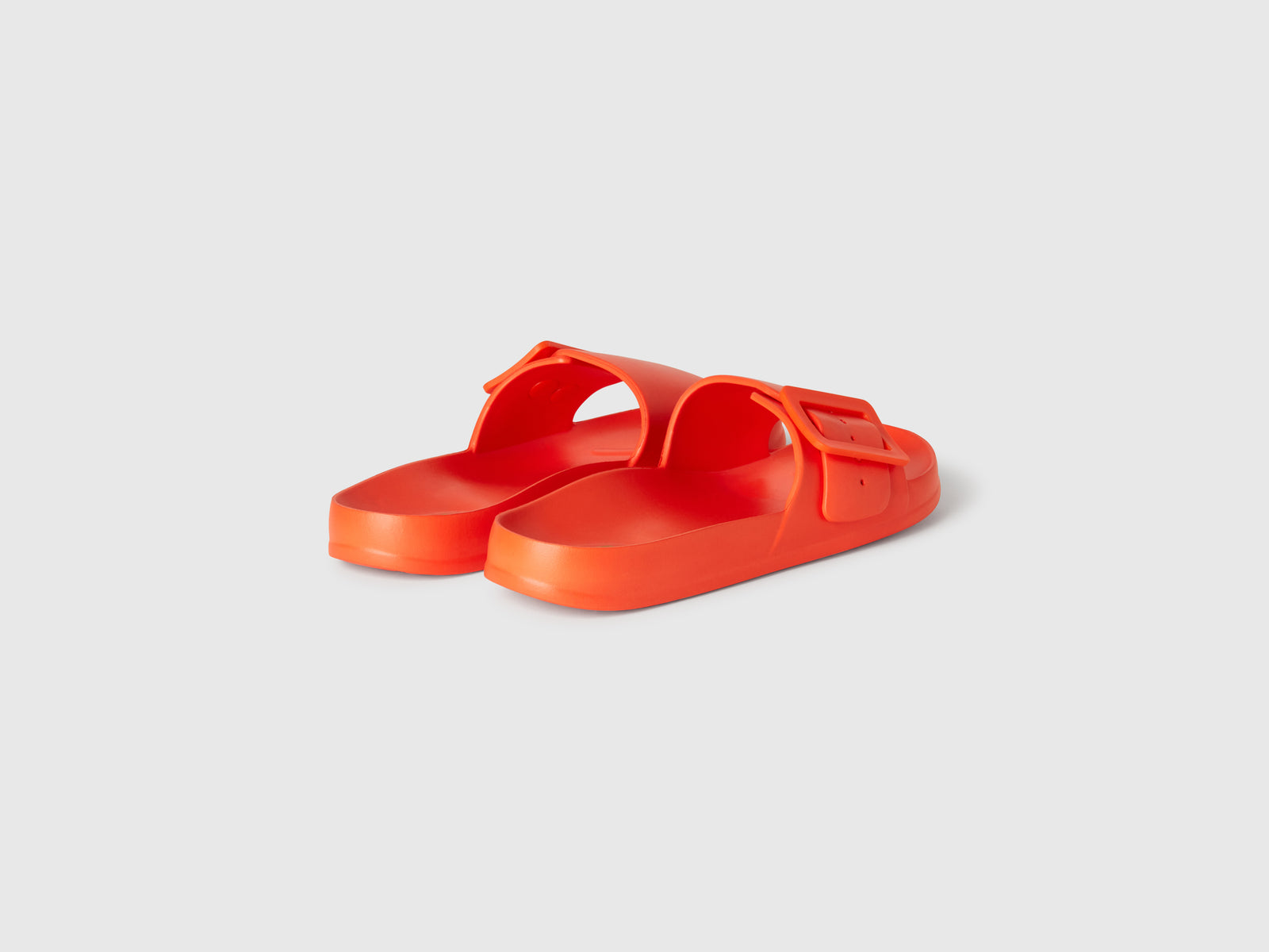 Ciabatte in gomma leggera da donna arancione 2 | Benetton Outlet