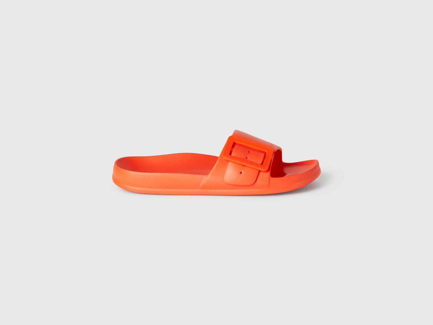 Ciabatte in gomma leggera da donna arancione | Benetton Outlet