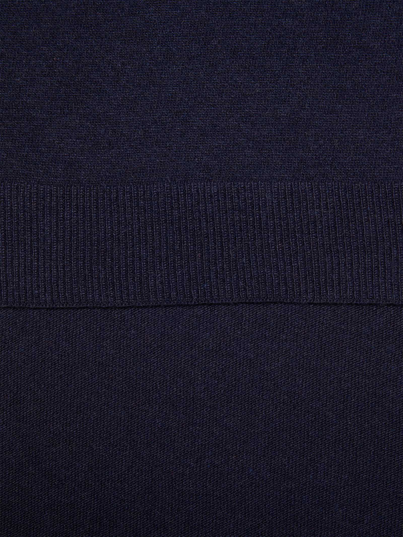 Sciarpa in maglia da donna blu scuro 2 | Sisley Outlet