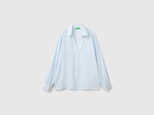 Camicia con scollo a V