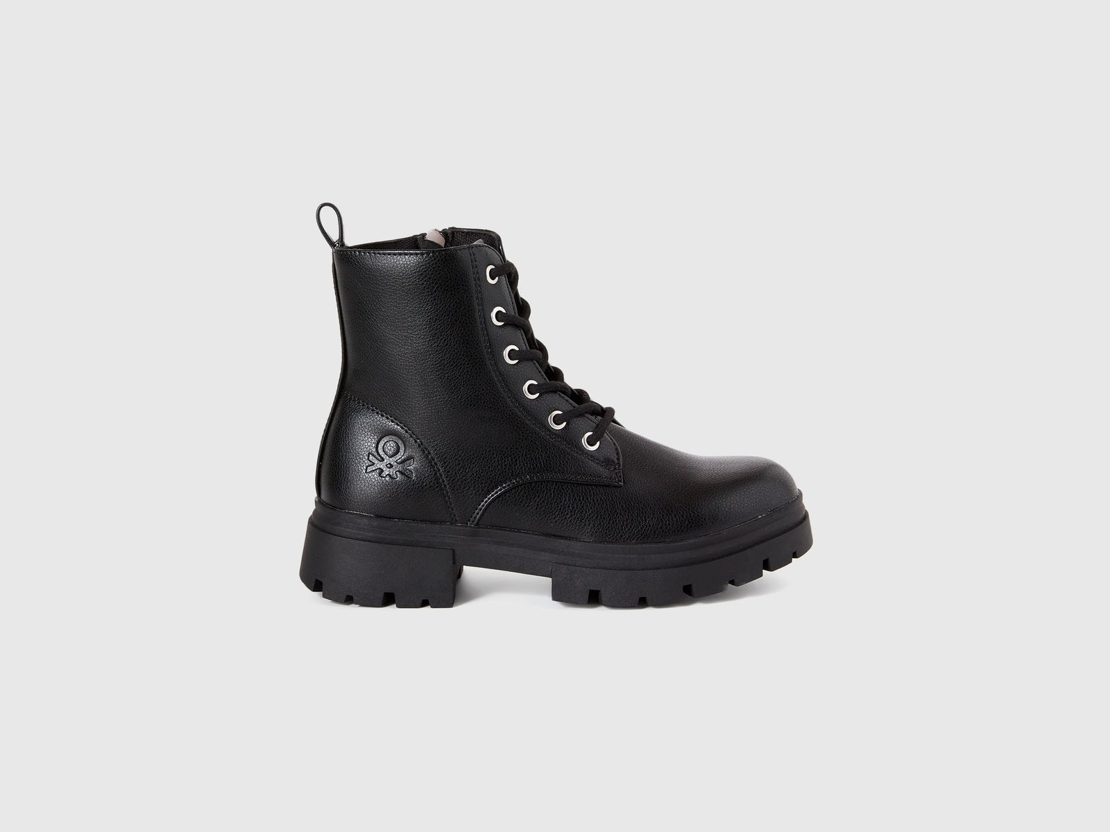 Anfibi stringati da bambino nero | Benetton Outlet
