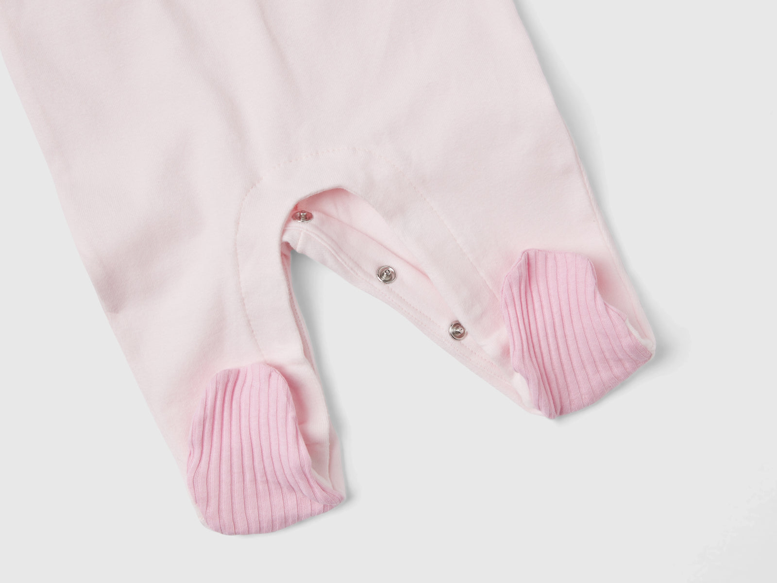 Tutina lunga con stampa da neonato rosa tenue 3 | Benetton Outlet