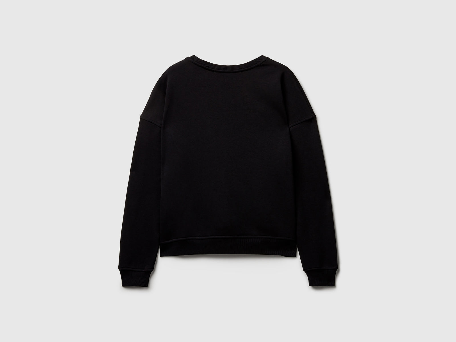Felpa regular fit con applicazione da donna nero 2 | Benetton Outlet