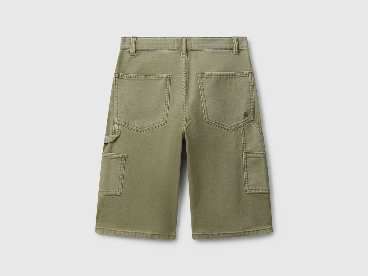 Jeans cargo al ginocchio