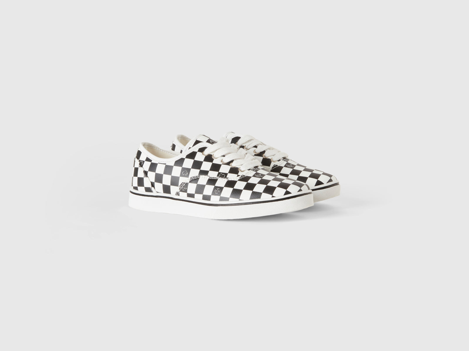 Sneakers con lacci e logo da bambino multi-color 3 | Benetton Outlet