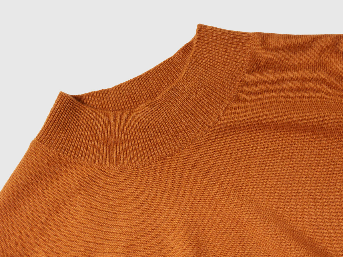 Maglia tabacco a manica corta in misto cashmere