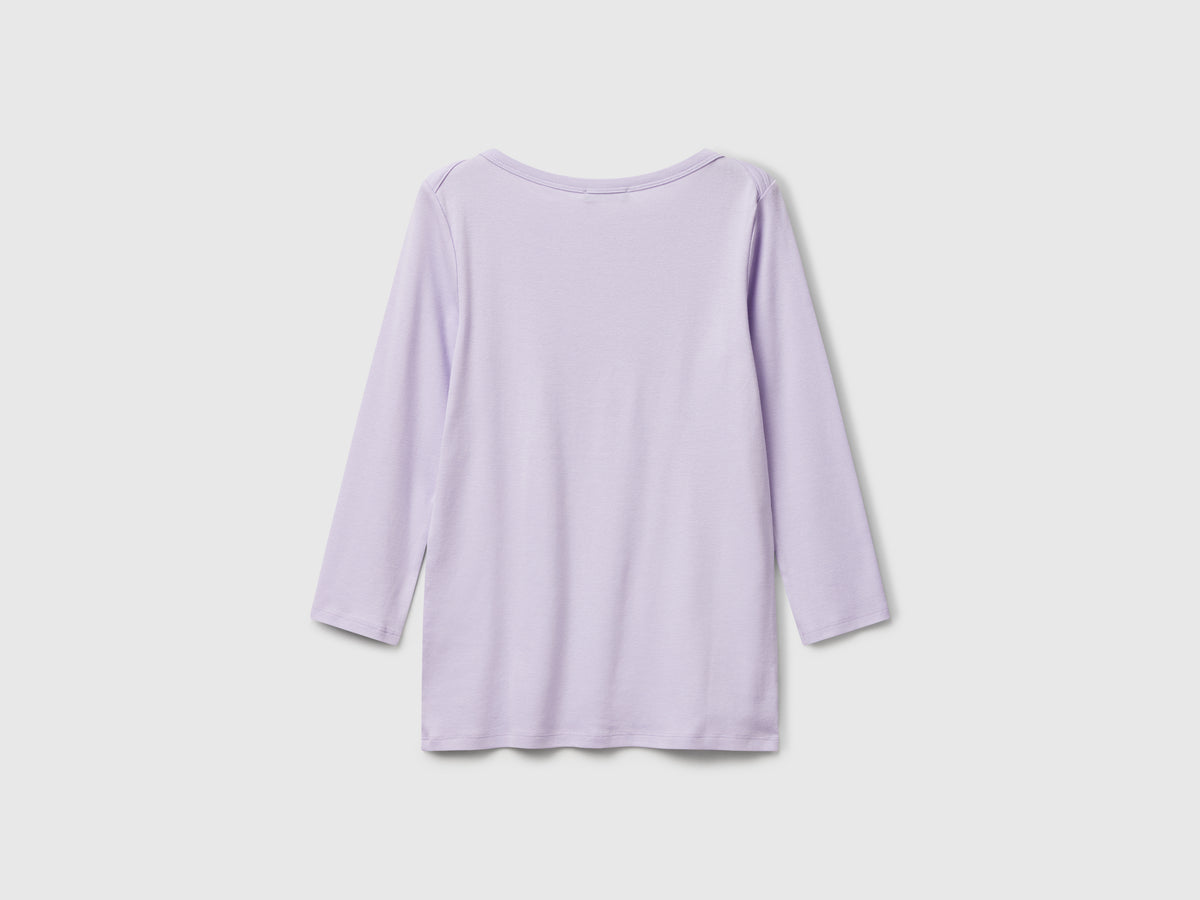 T-shirt con scollo a barchetta