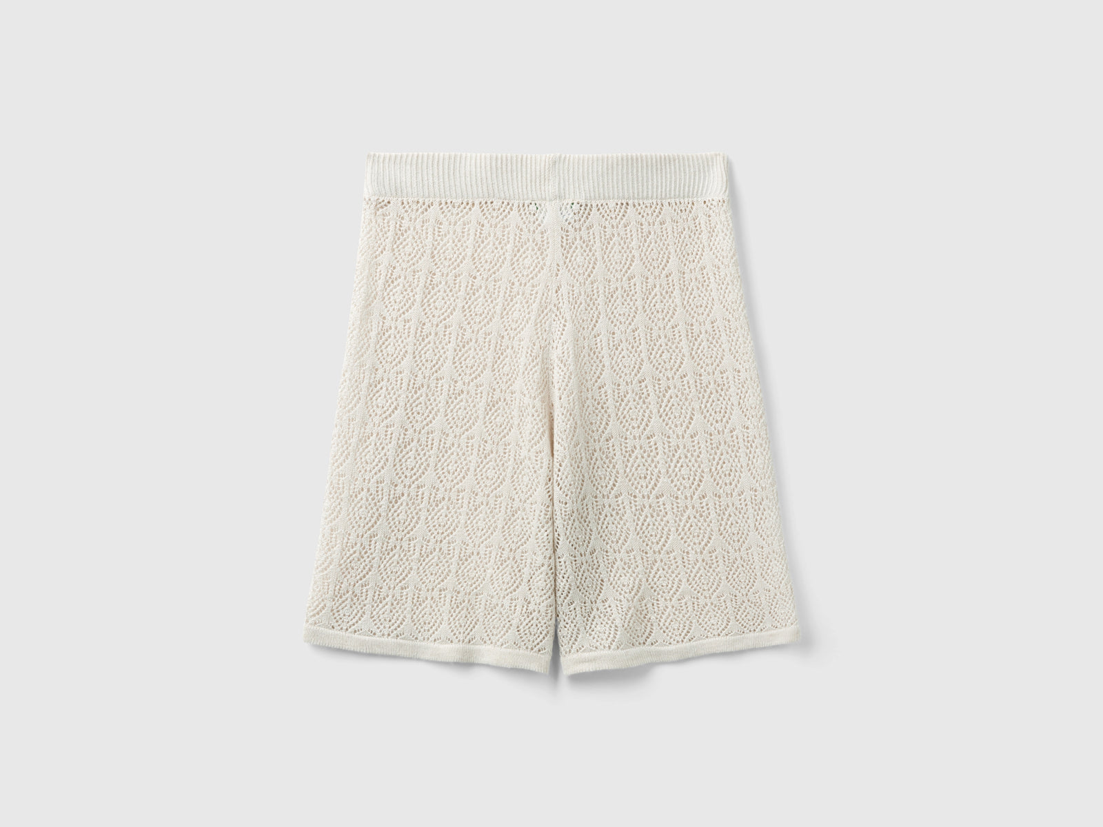 Bermuda traforati in misto lino da donna bianco panna 2 | Benetton Outlet