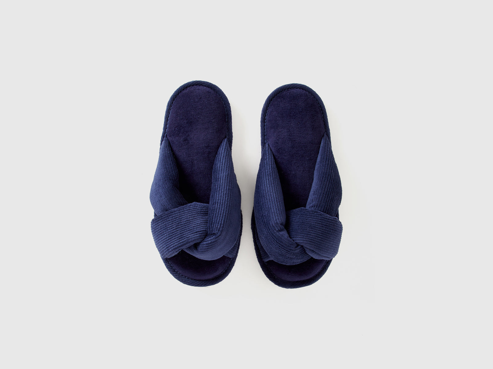 Pantofole con tomaia intrecciata da donna blu scuro 4 | Benetton Outlet