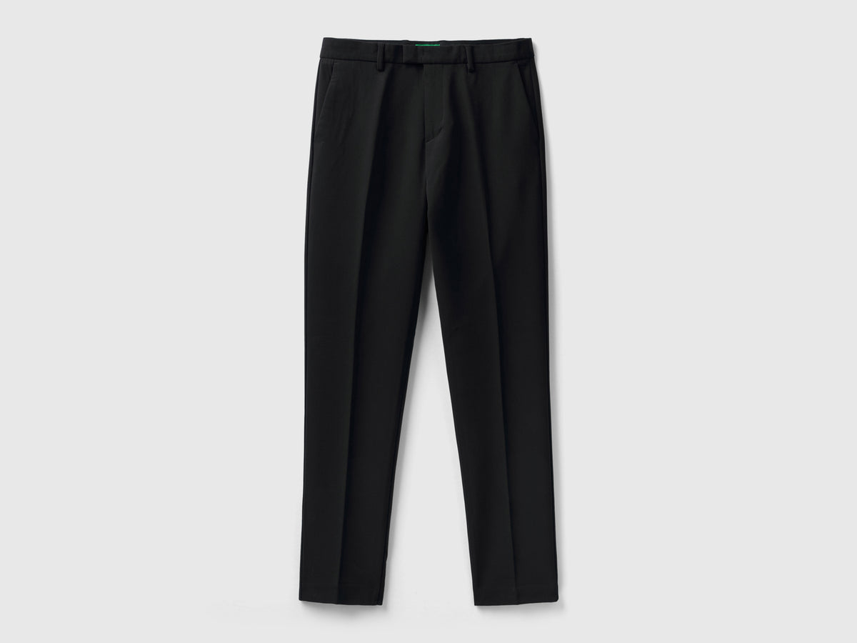 Pantaloni fluidi slim fit