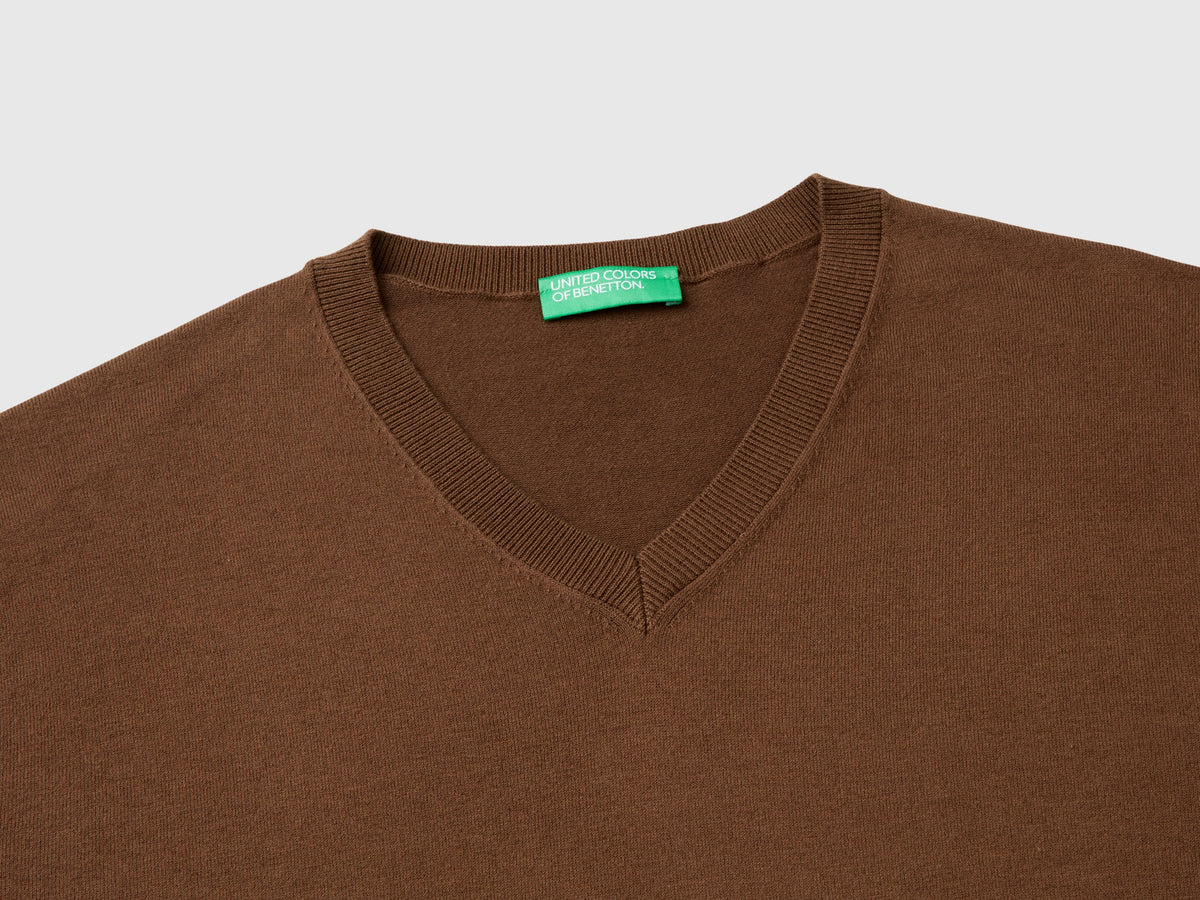 Maglia scollo a V in misto cotone leggero