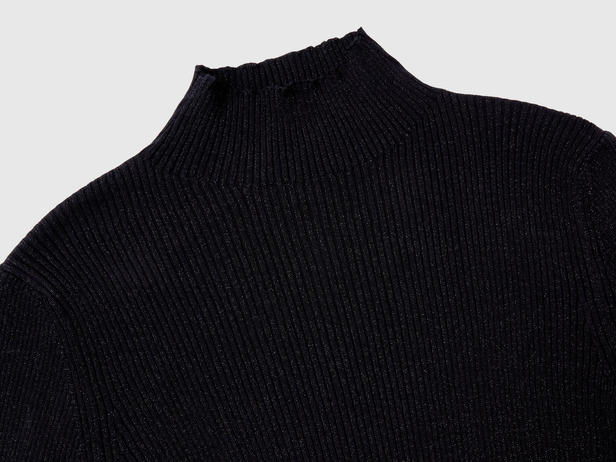 Maglia lupetto aderente con lurex