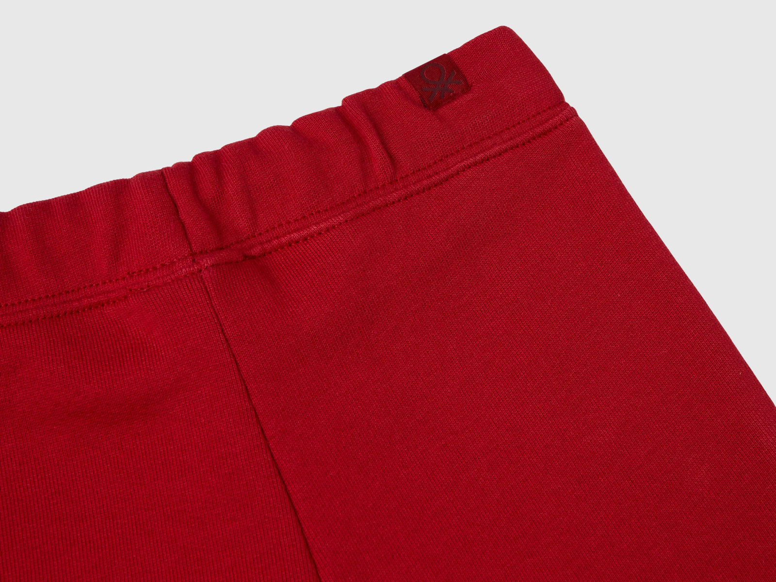 Joggers in felpa regular fit da bimbo rosso 3 | Benetton Outlet