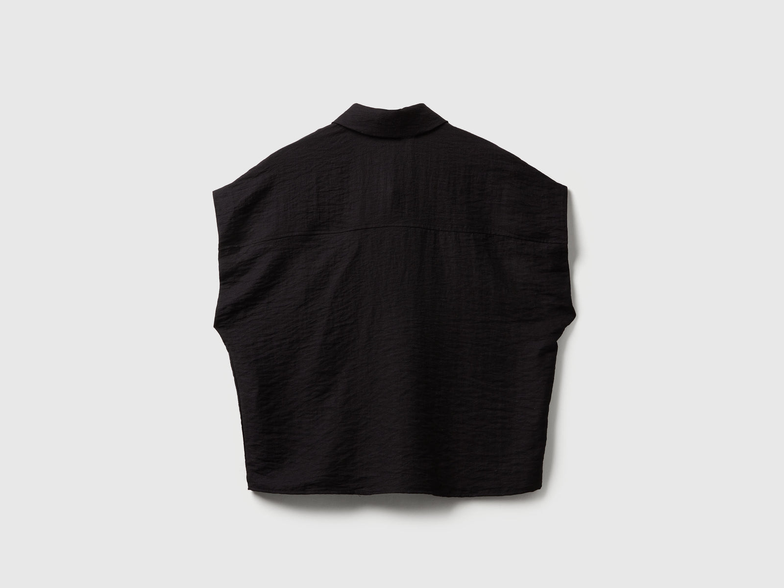 Camicia smanicata boxy fit da donna nero 2 | Benetton Outlet