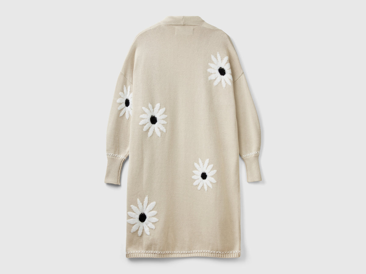 Cardigan lungo con intarsi fiori
