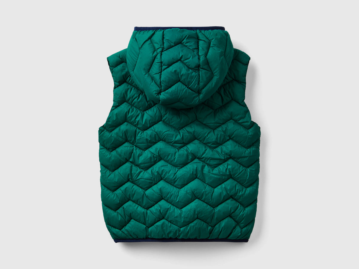 Gilet imbottito con cappuccio