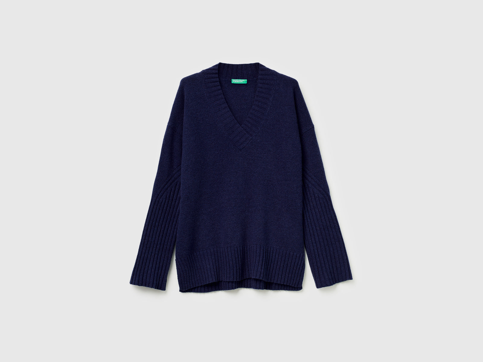 Maglione over fit in misto lana da donna blu scuro | Benetton Outlet