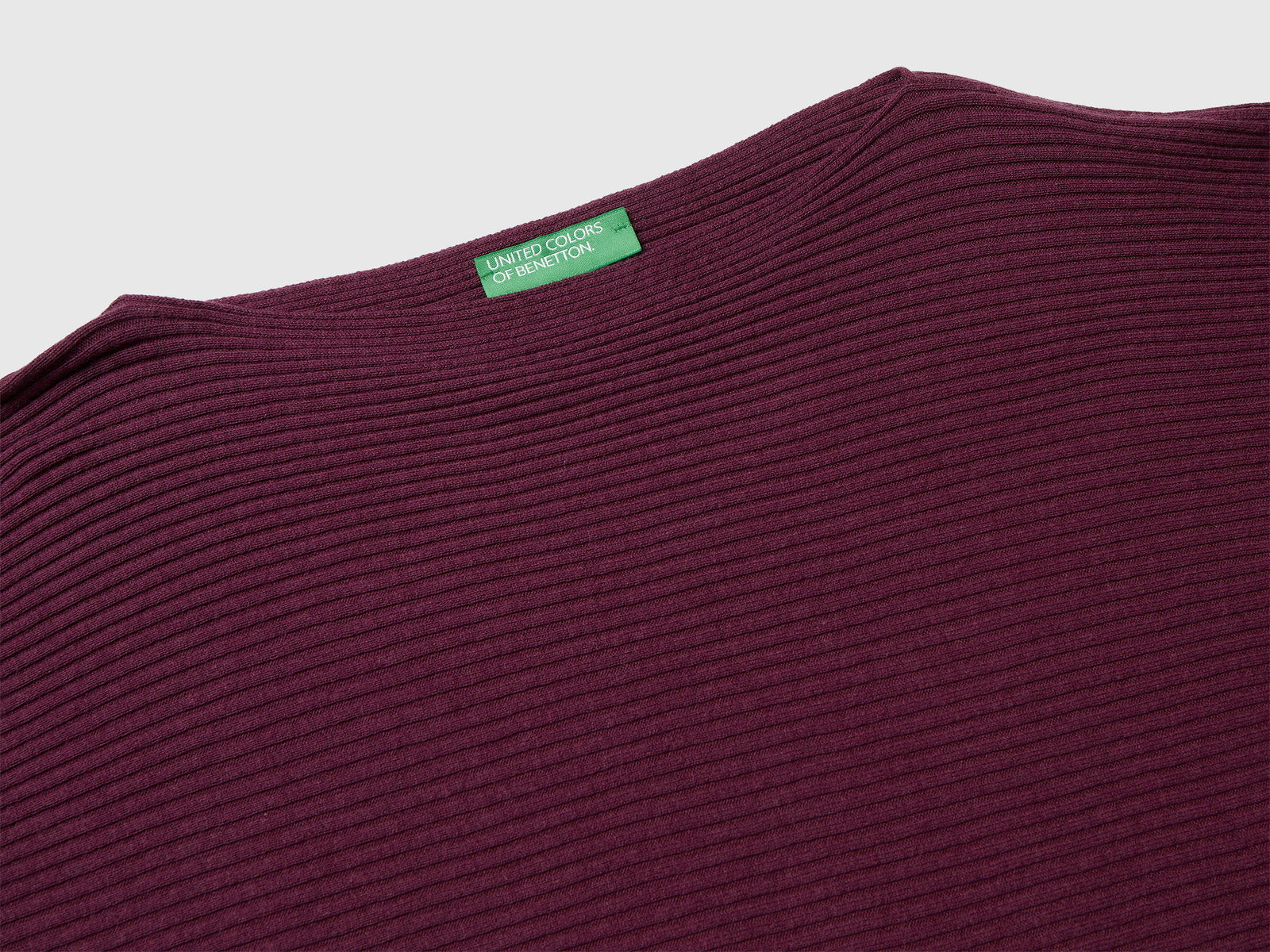 Maglia con scollo a barchetta da donna prugna 3 | Benetton Outlet