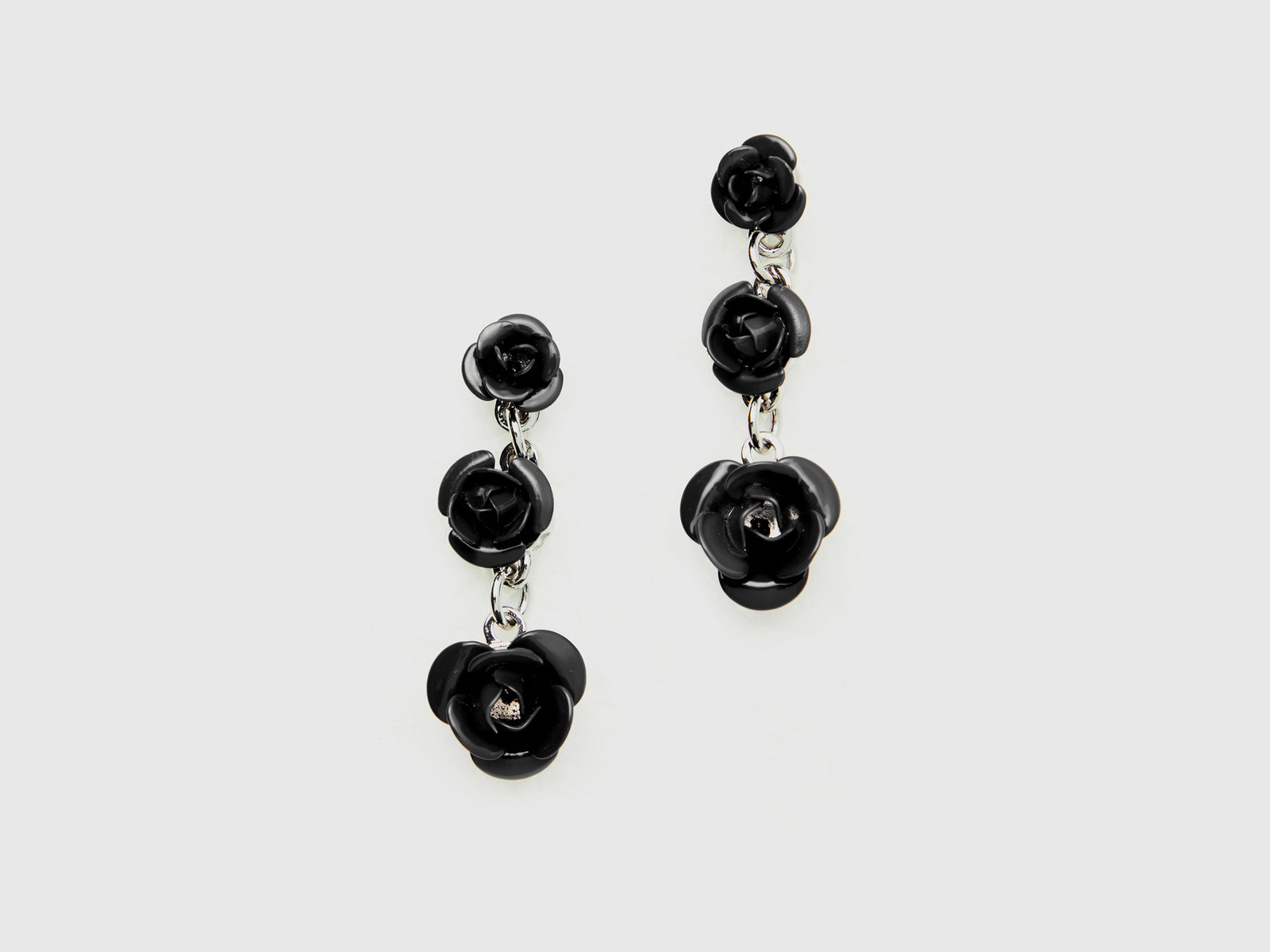 Orecchini pendenti con rose da donna nero 2 | Benetton Outlet
