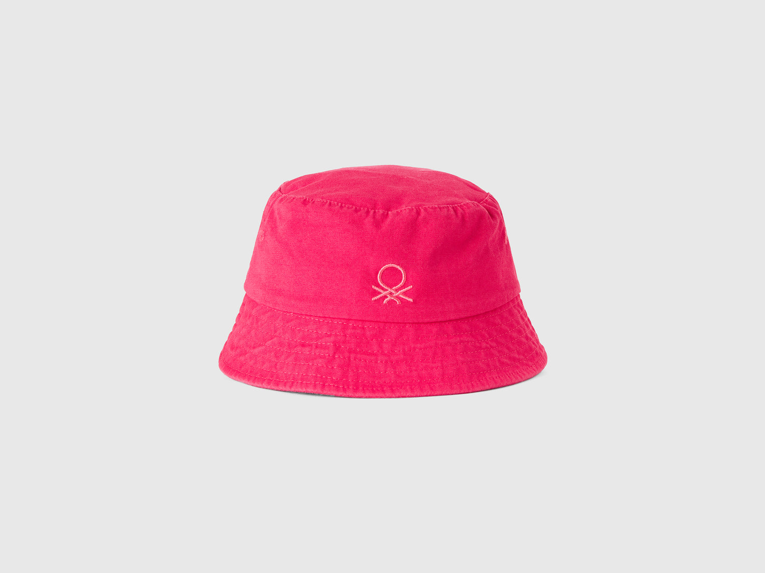 Cappellino alla pescatora con ricamo logo da bambino fucsia | Benetton Outlet