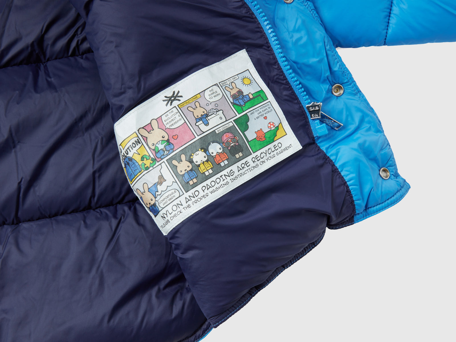Piumino con cappuccio staccabile da bambino azzurro 4 | Benetton Outlet