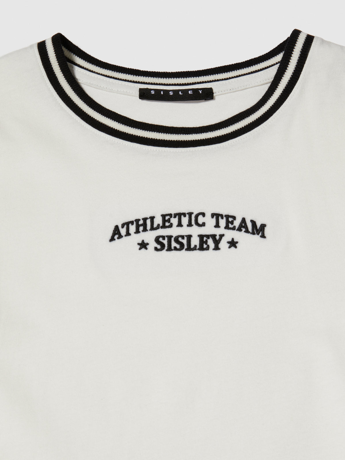 T-shirt con ricamo