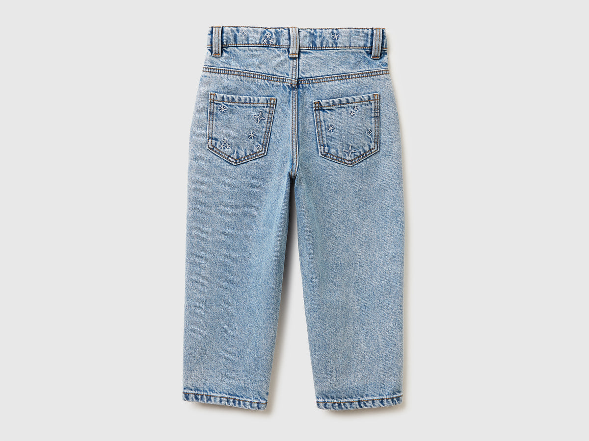 Jeans mom fit con strass